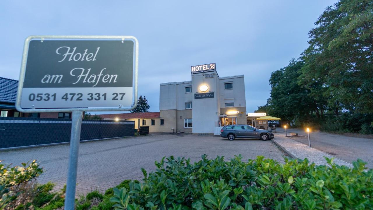 Hotel Am Hafen Брауншвейг Екстер'єр фото